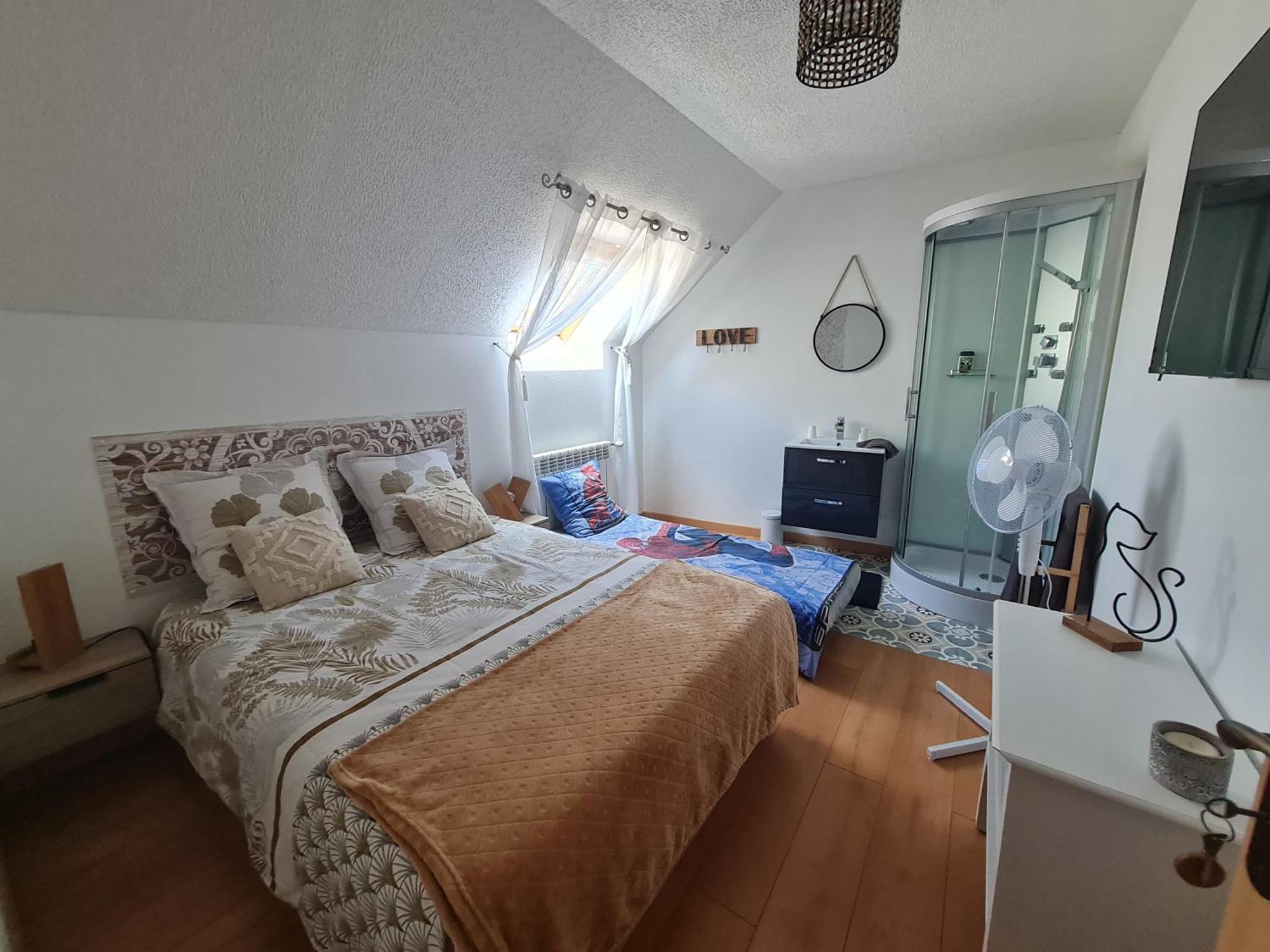 Saint-Nicolas-des-Motets Chez Malia B&B 외부 사진