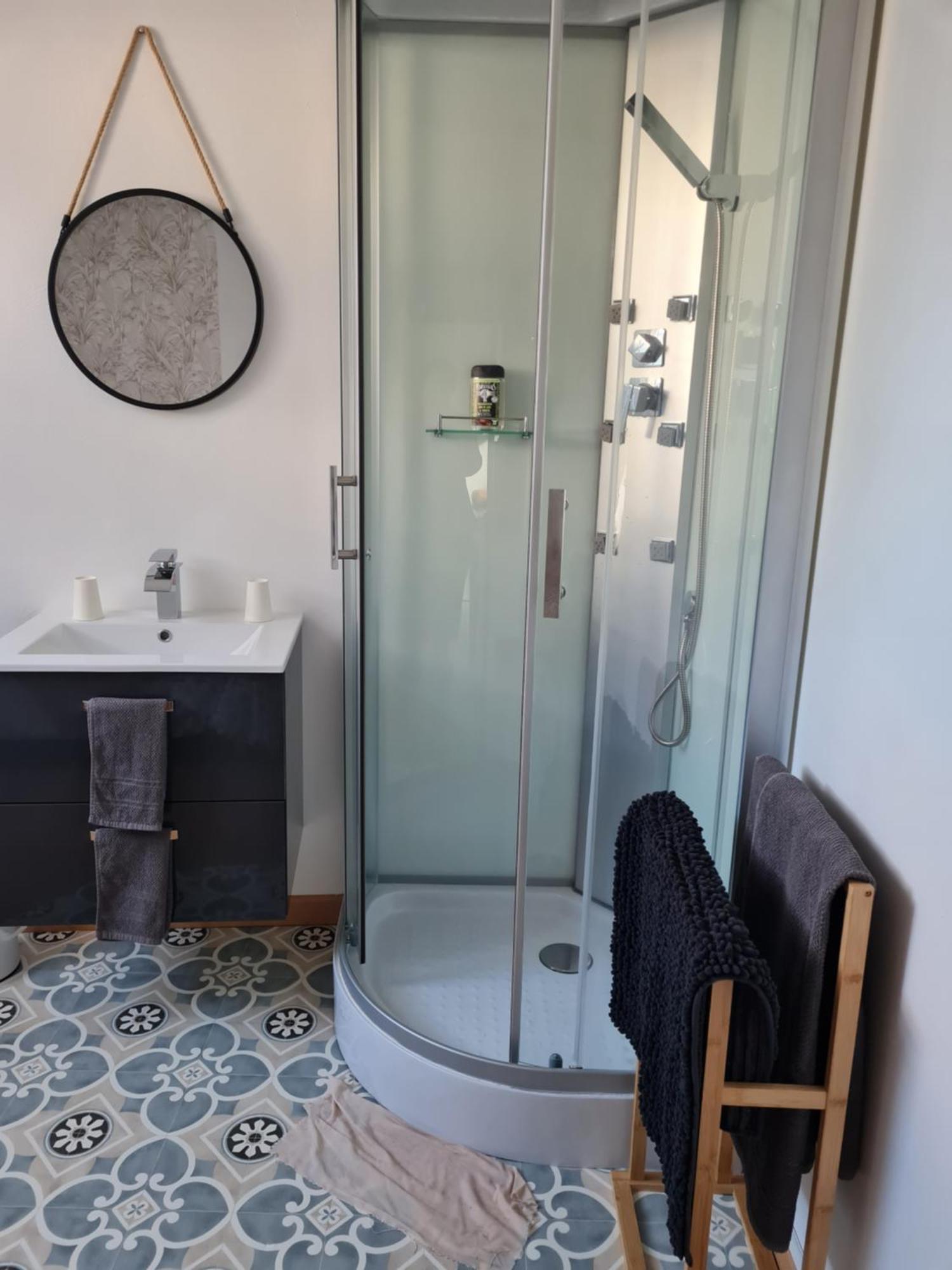 Saint-Nicolas-des-Motets Chez Malia B&B 외부 사진