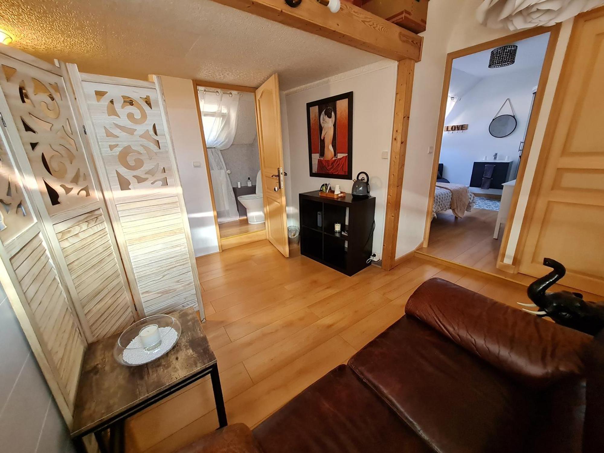 Saint-Nicolas-des-Motets Chez Malia B&B 외부 사진